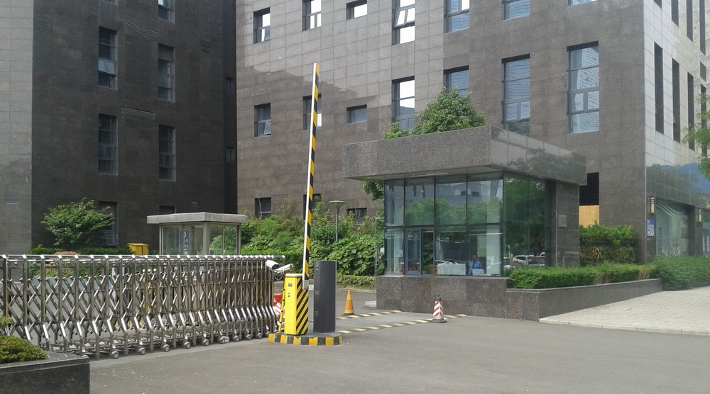 北門出入口2（改造前）.jpg